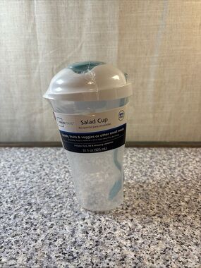 Plastic On - the - Go Salad Cup with Lid, Dressing Container and Fork BPA Free